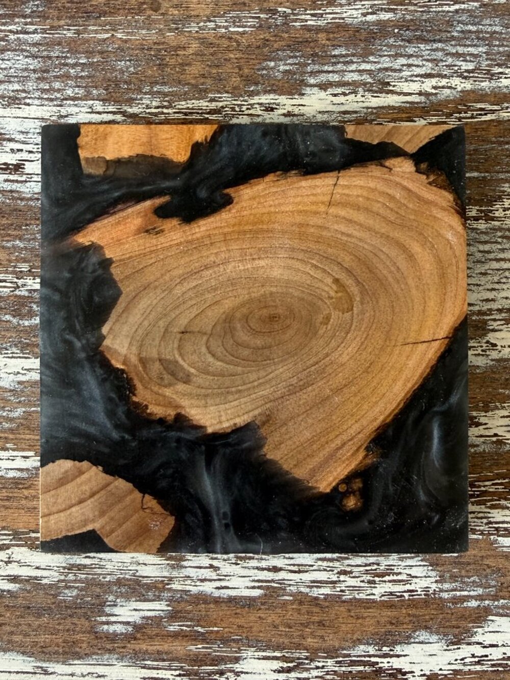 Square Gray Black Resin River Wood Drink Coasters Set of 4 Housewarming Gift - Picture 4 of 7